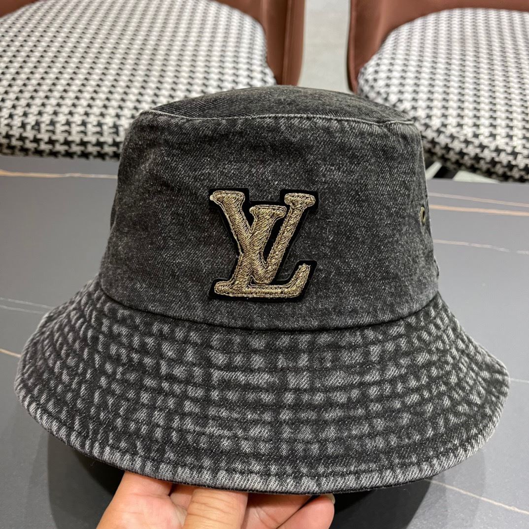 Louis Vuitton Caps